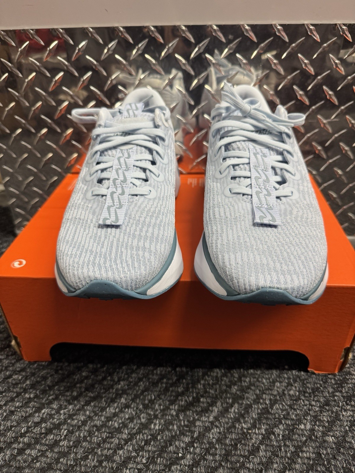 🔥 Brand New Nike Motiva Blue Tint DV1238 400 Women’s Size 10 Men’s 8.5