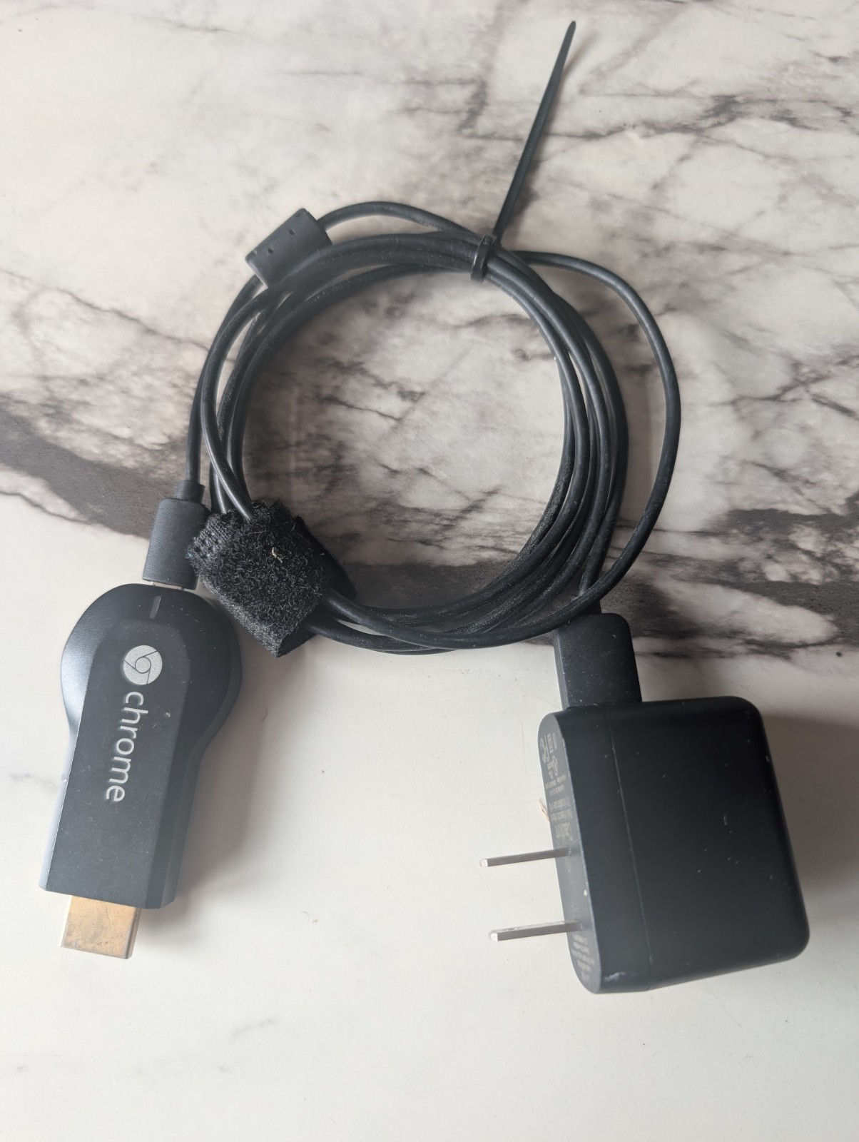 Google Chromecast 1st Generation - Tested Working, With Power Adapter
