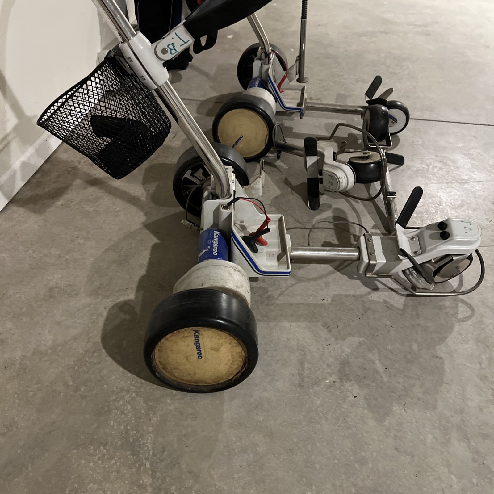 2 Kangaroo Hillcrest AB Motorized Golf Caddy / Cart W/ Remote & Other Accessory