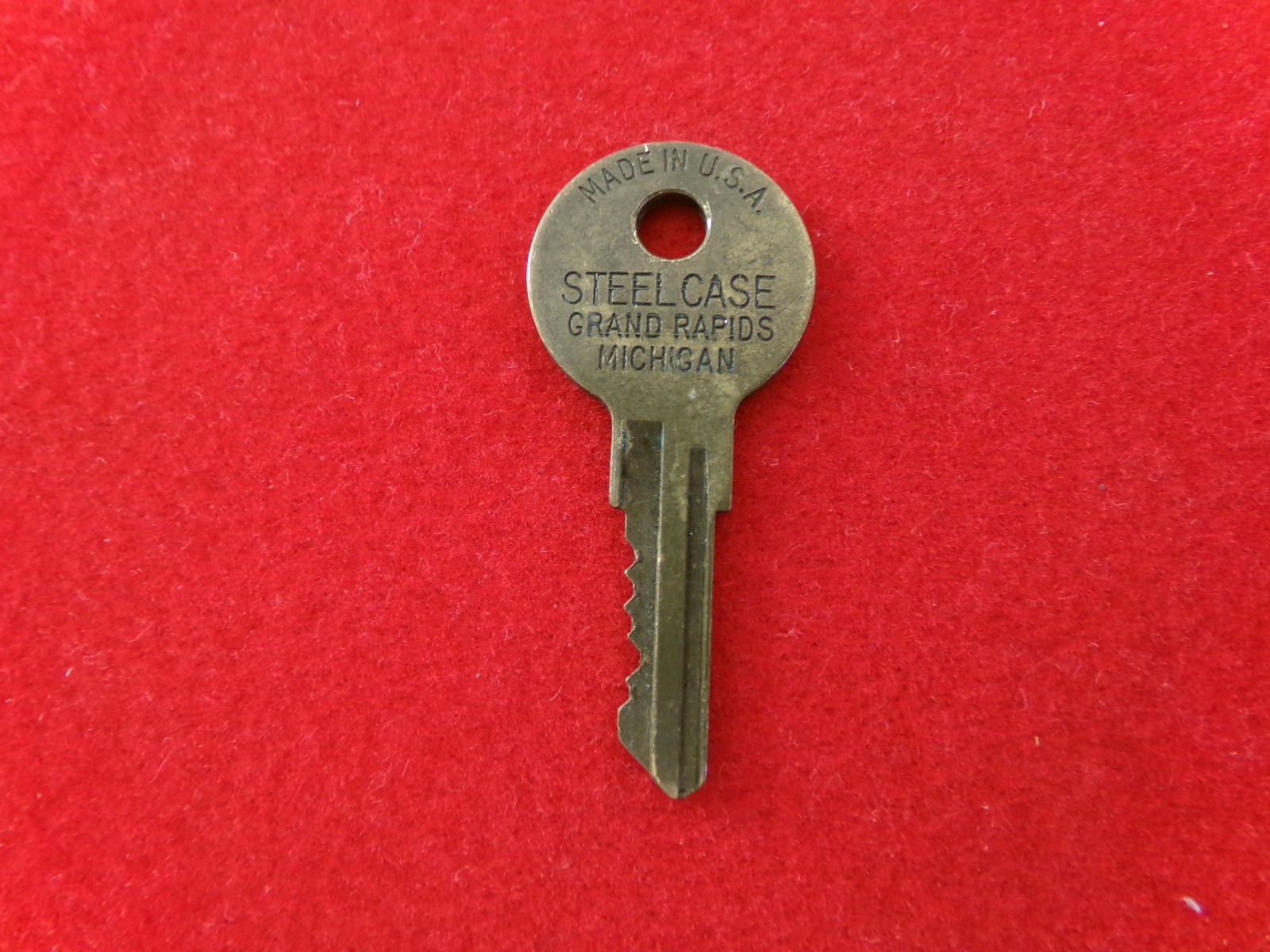Original Steelcase Office Furniture / Cabinet Key / FR 419 / USA