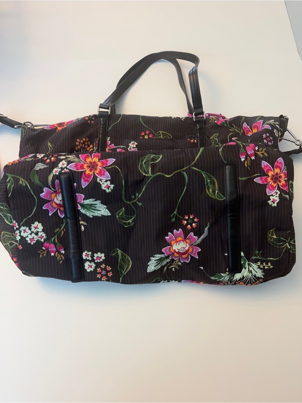*New* Vera Bradley Midtown Travel Bag
