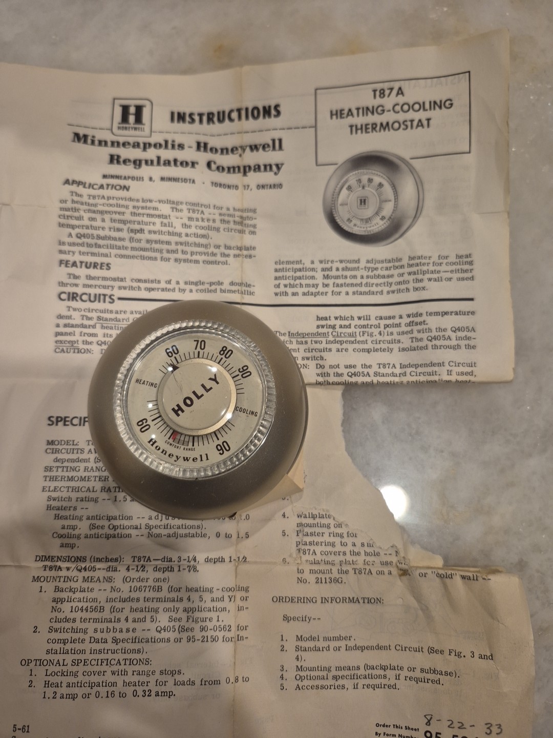 Honeywell T87F 1025 "Round" Heating-Cooling Thermostat +Base & Wall Plate #L1