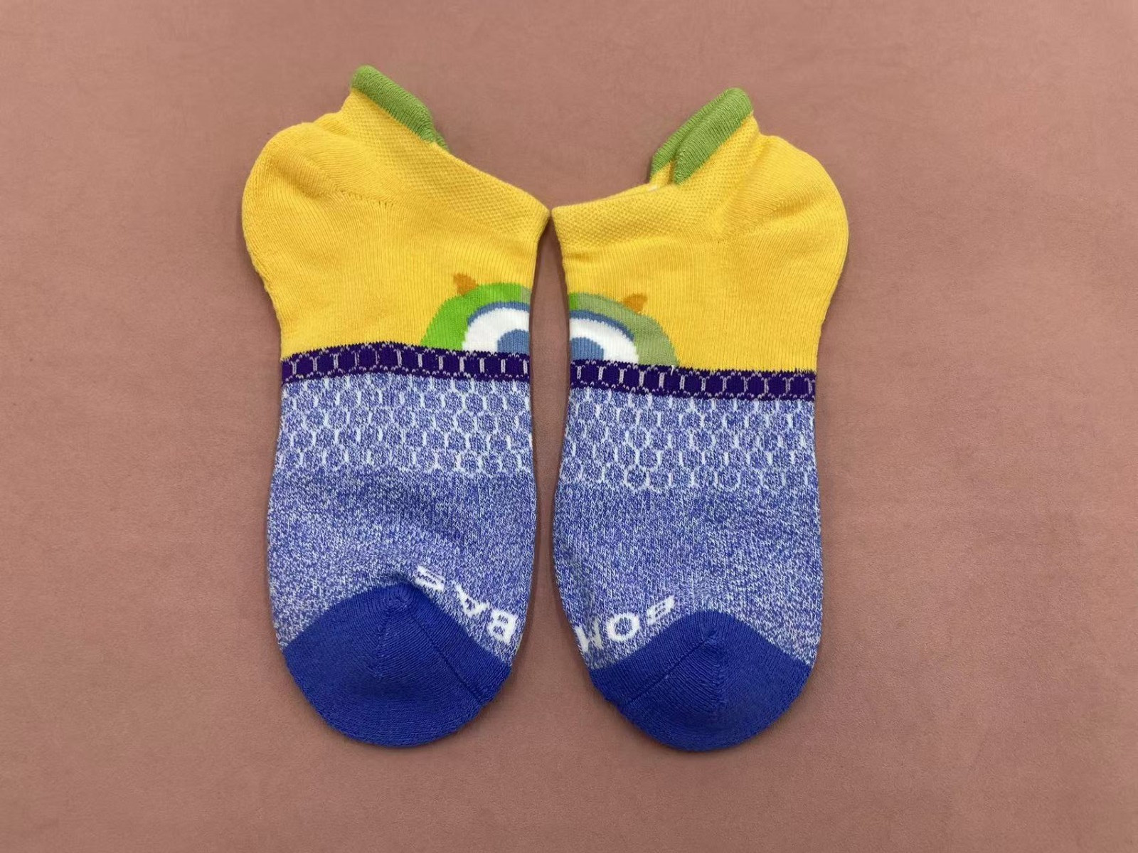 4 Pairs Bombas Women's Solid - Pixar 2 Colors Ankle Socks Size Medium 8-10.5