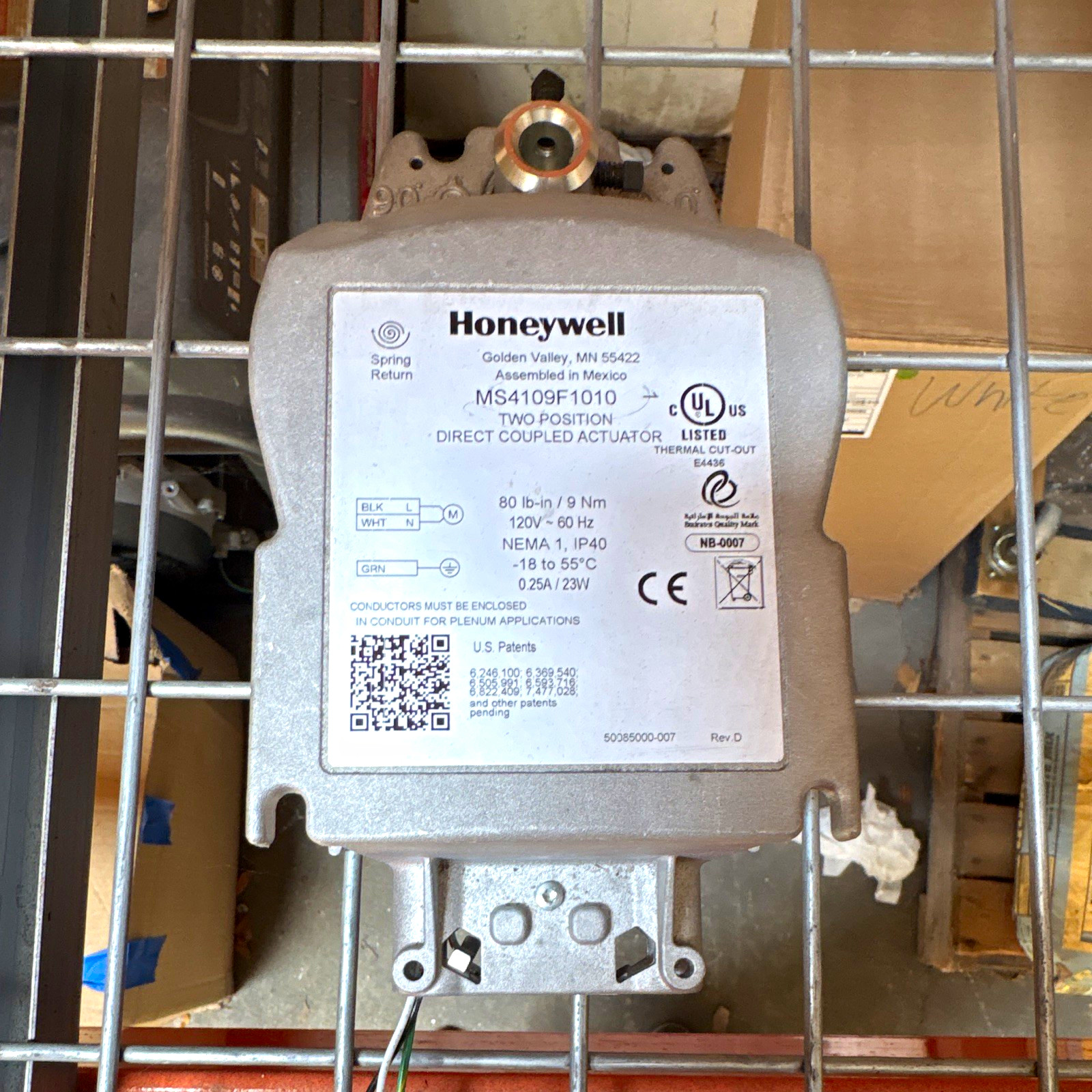 Honeywell MS4109F1010 Spring Return Damper Actuator 120V 80 lb-in Two Position