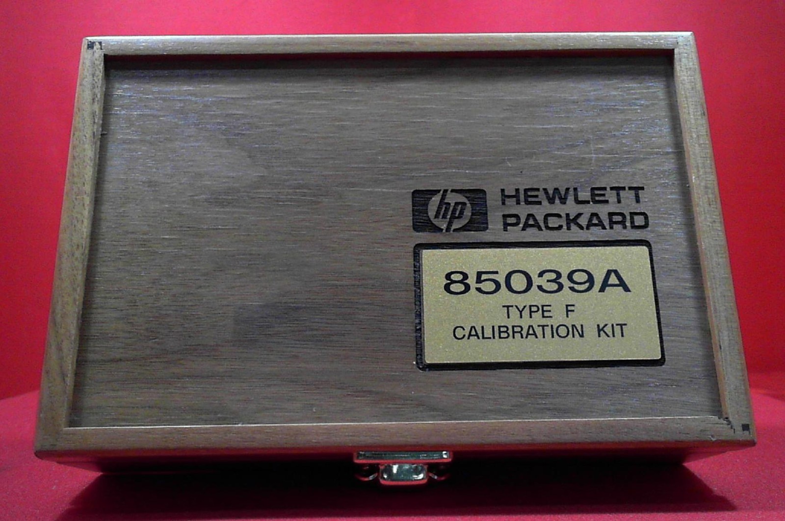 HP-Agilent-Keysight 85039A Type F Calibration Kit 3423A00299