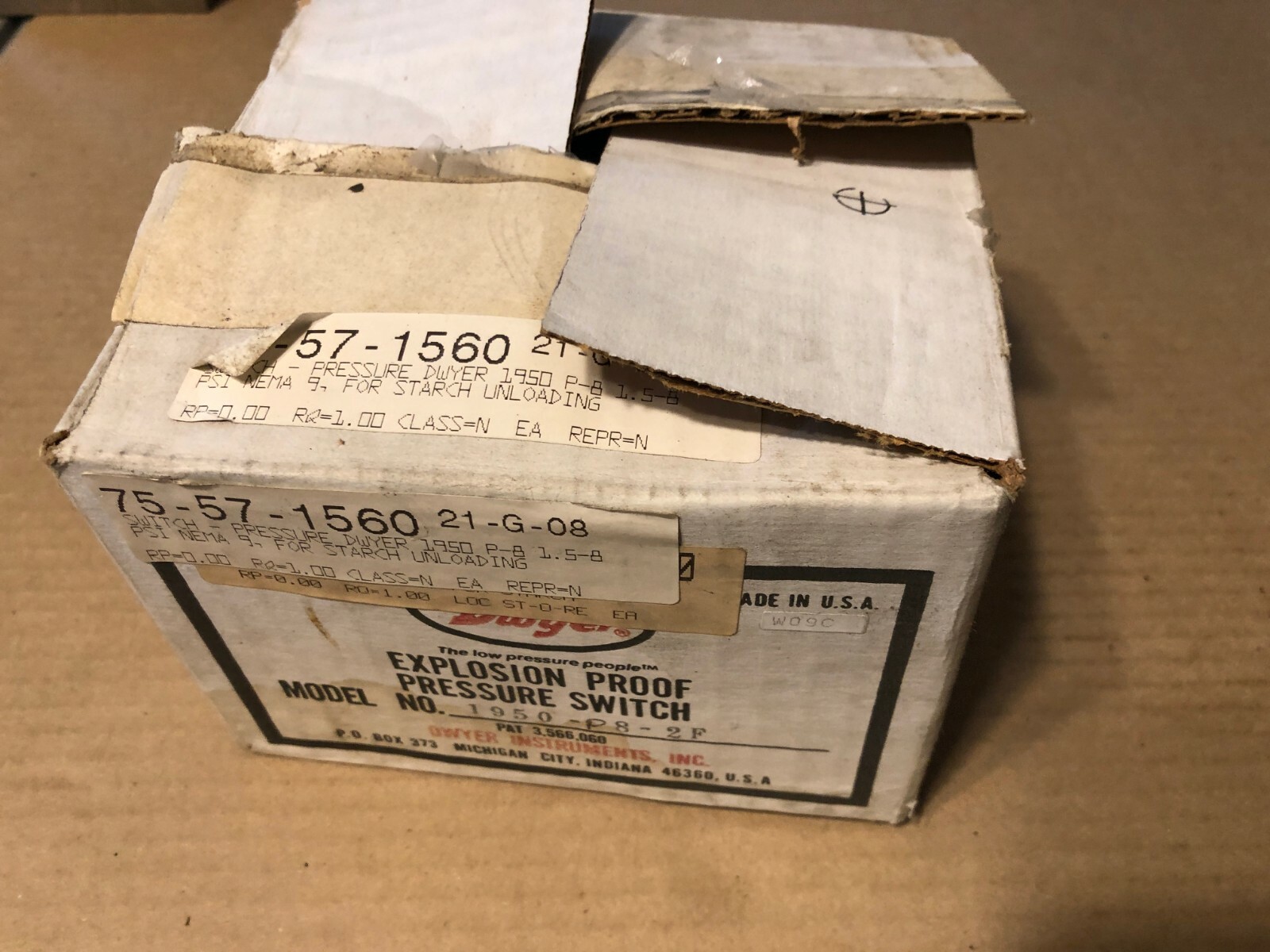 Dwyer, Pressure Switch, 1950P-8-2F