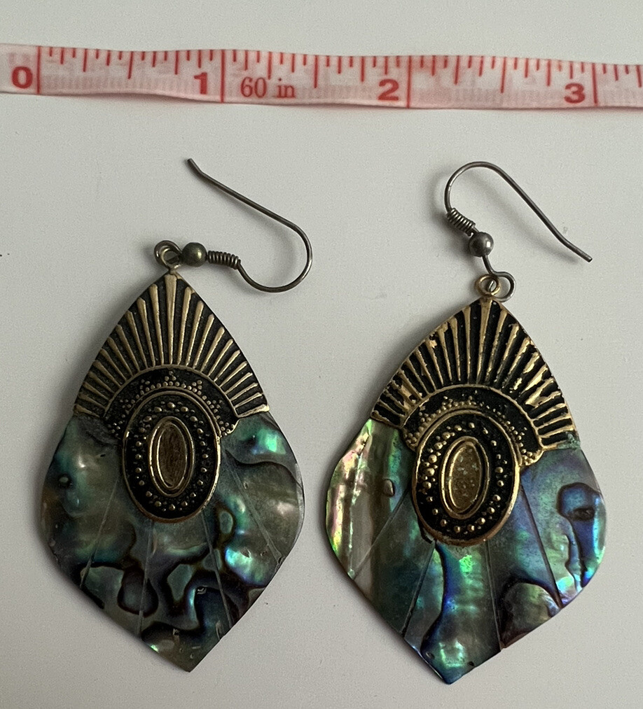 VINTAGE BRILLIANT COLOR ABALONE INLAY HANGING HOOK EARRINGS