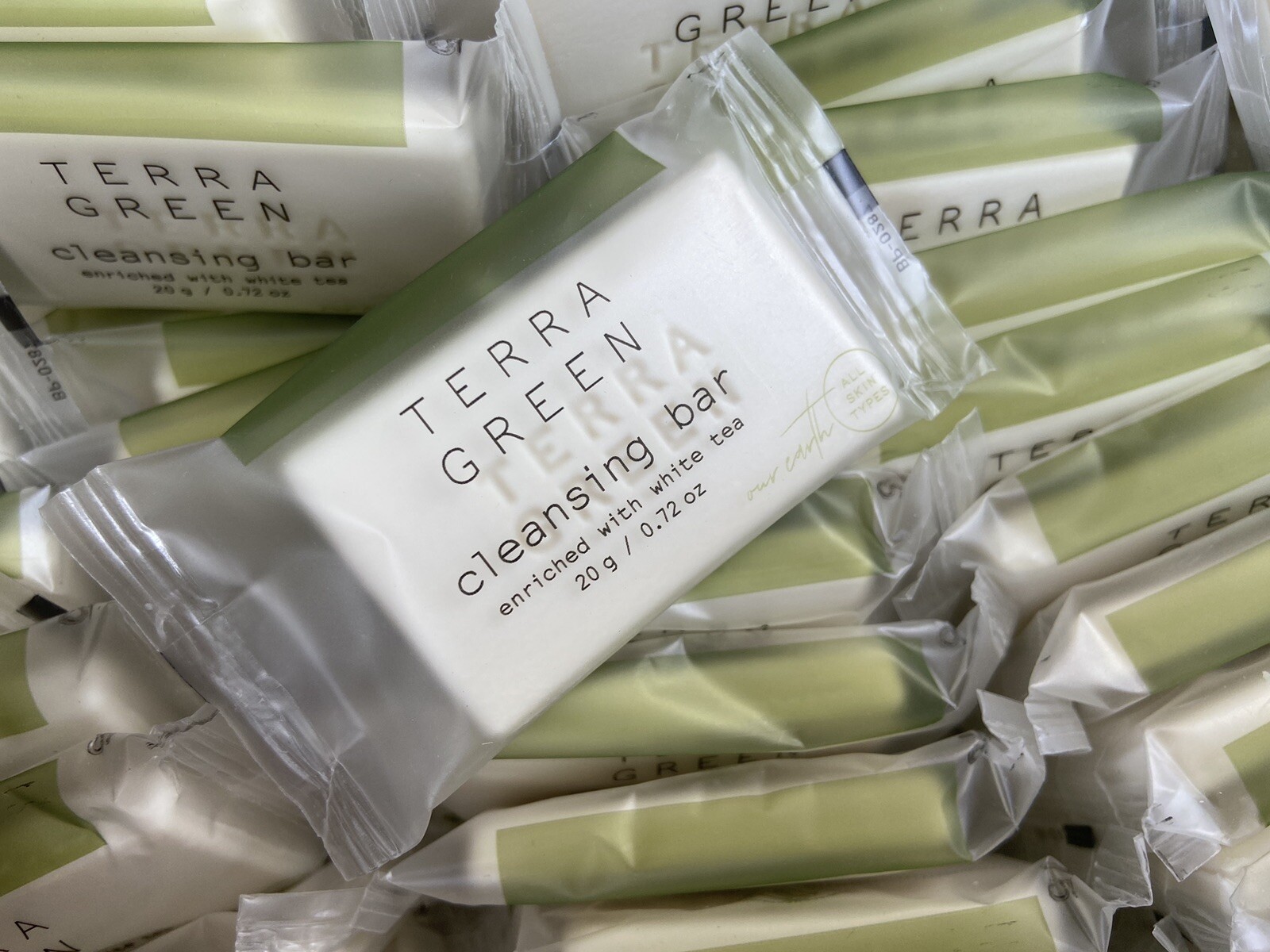 100 Pk Terra Green Cleansing Bar Enriched w/ White Tea 0.72oz Each Travel Size