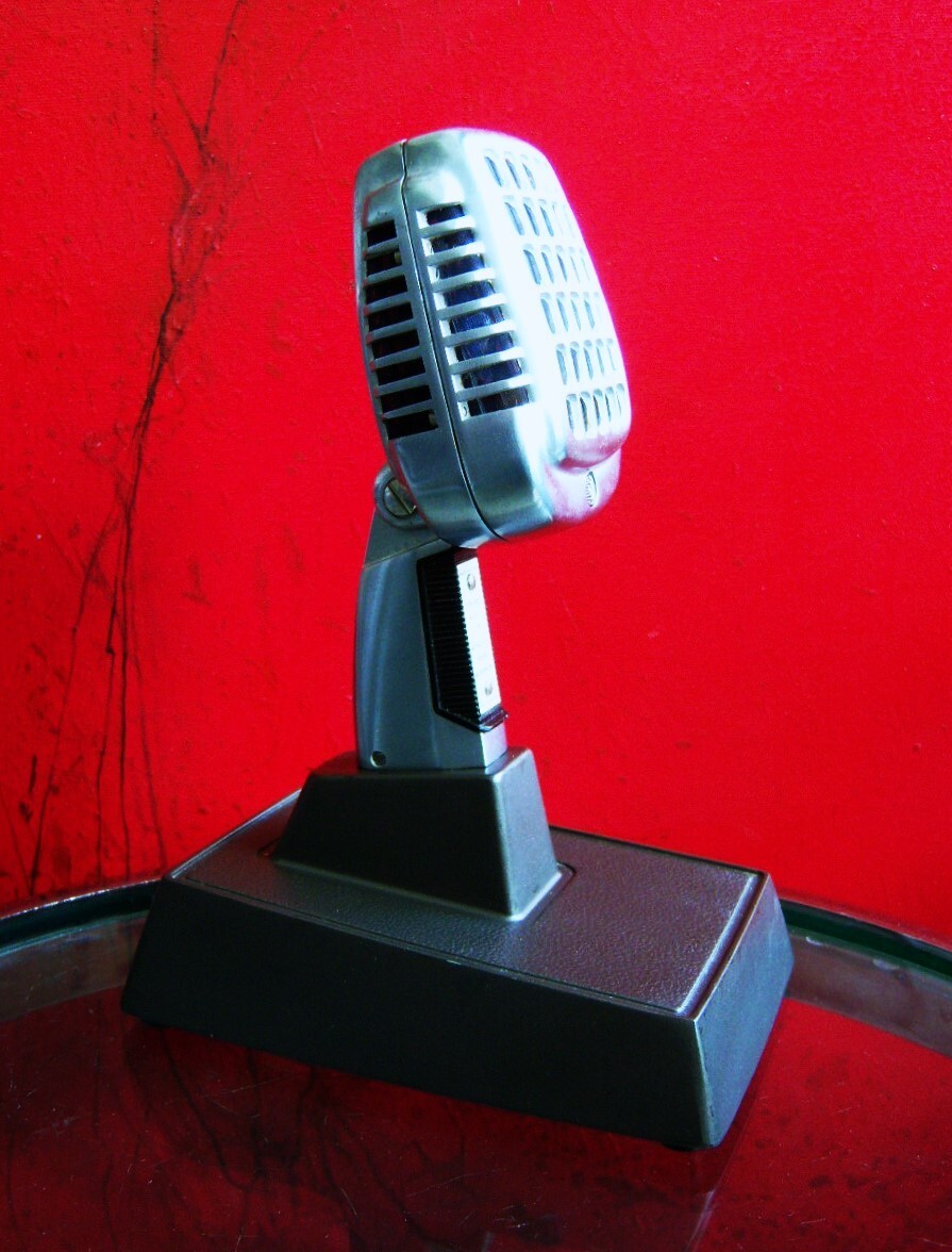 Vintage 1960's Shure 737A crystal super cardioid microphone w period S37A stand