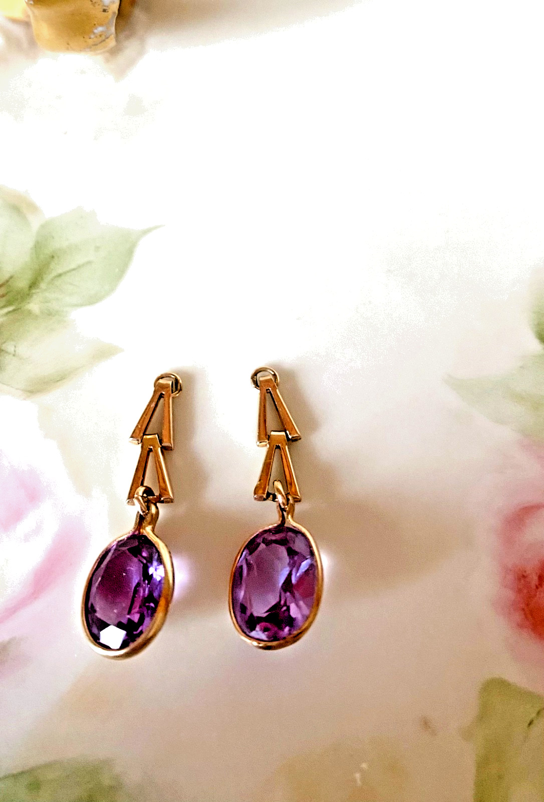 14KYG 1" Earring dangles 2.70 cts Purple Lab Created Sapphires 1.90g (no backs)