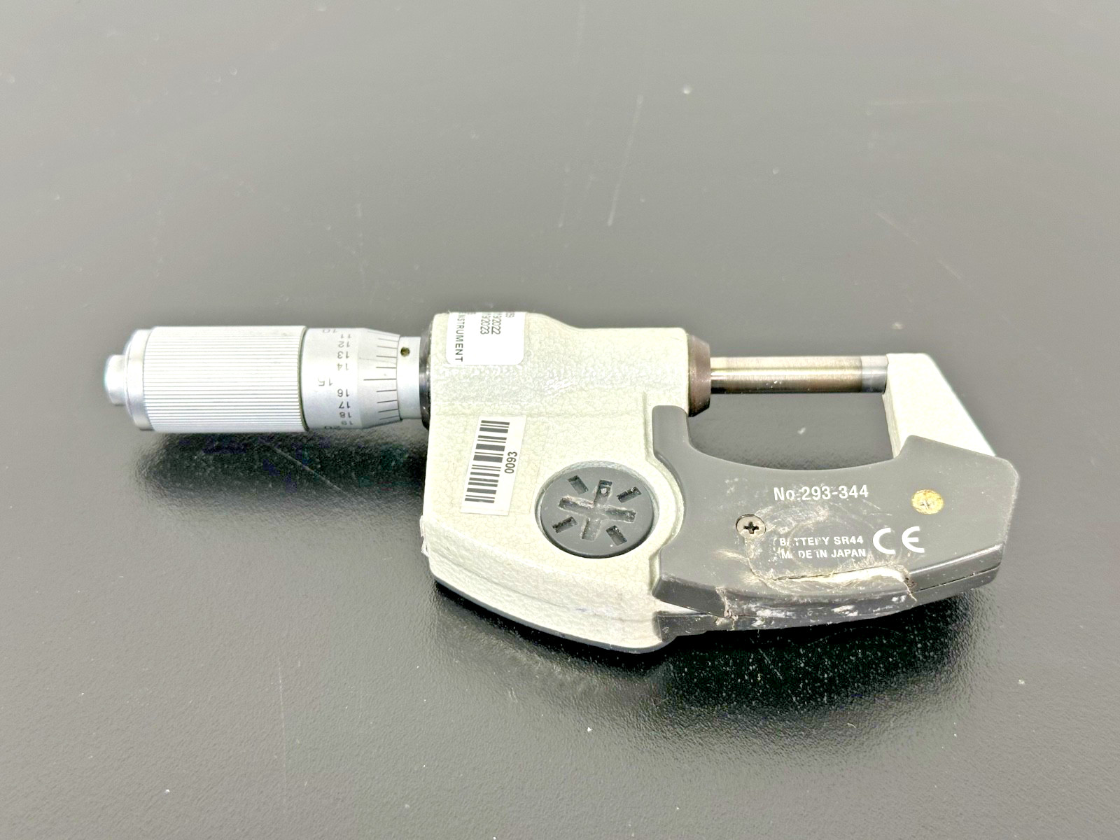 Mitutoyo 293-344 Digital Micrometer 0-1" IP65 Used Untested