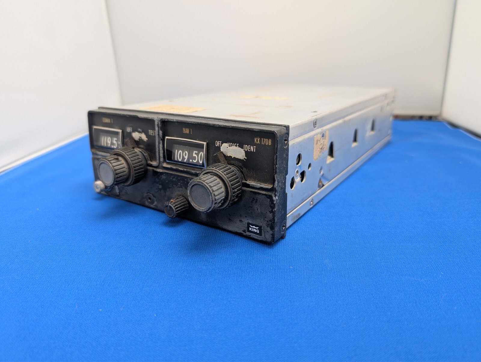 069-1020-00 King KX170B Nav/Comm
