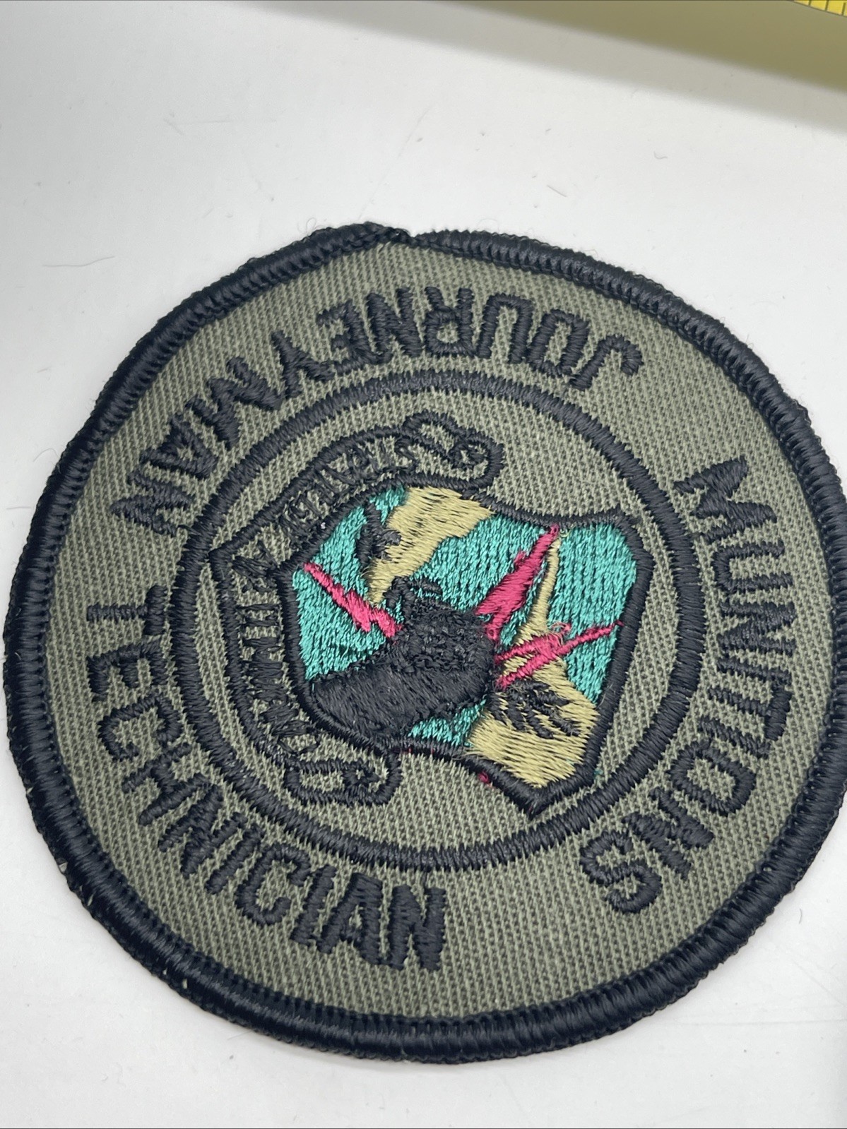 U.S. Military USAF Munitions Journeyman Technician Patch Insignia Subdued ERROR