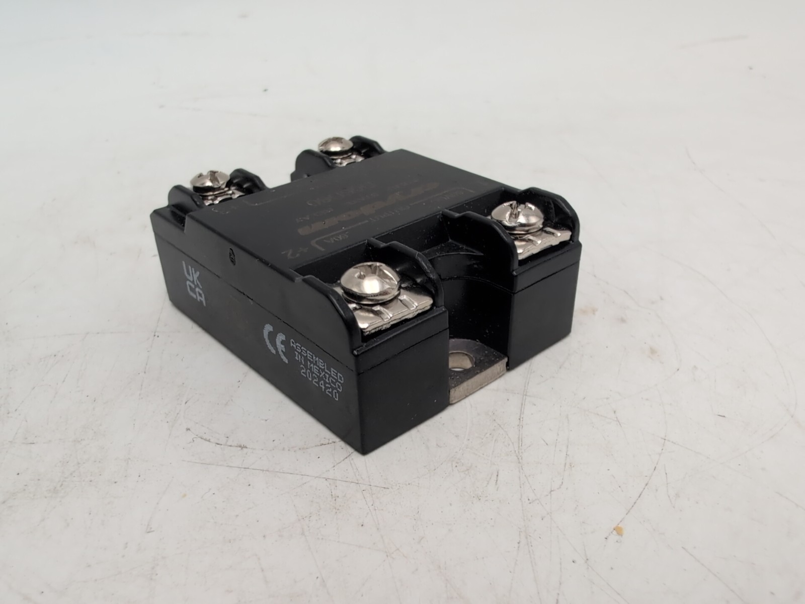Crydom D06D60 Solid State Relay SSR 60A 60VDC Output 3.5–32VDC Input – Good