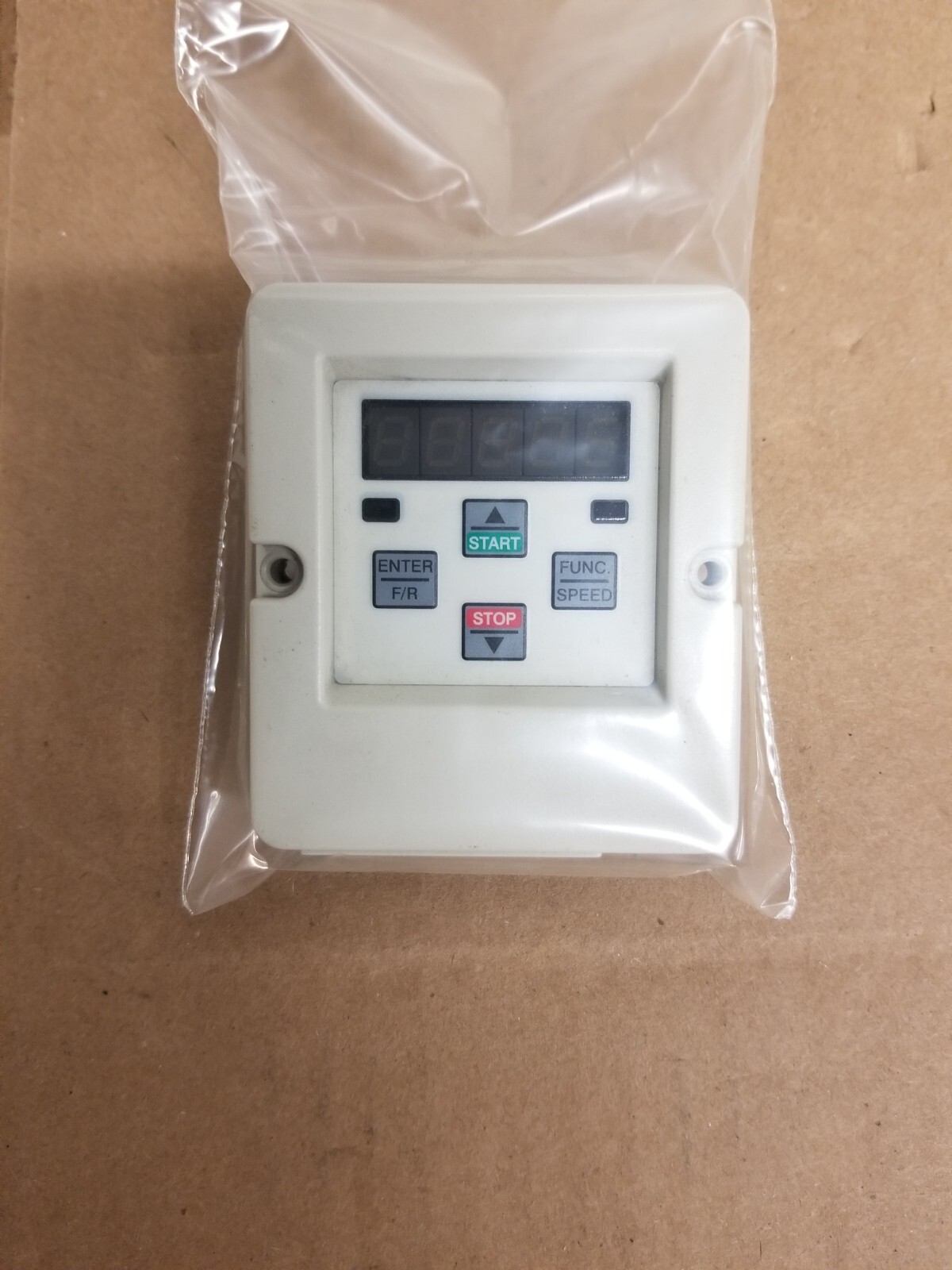 KEB Automation 00.F4.010-2009    Digital Operator Interface