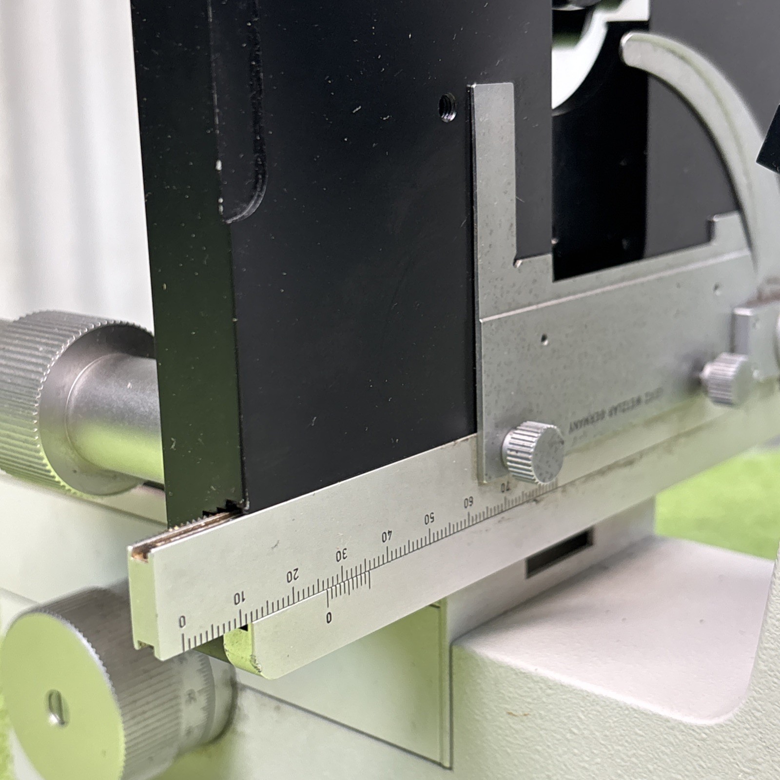 Ernst Leitz Wetzlar Microscope fluorescence? stage rotating mirrored condenser?