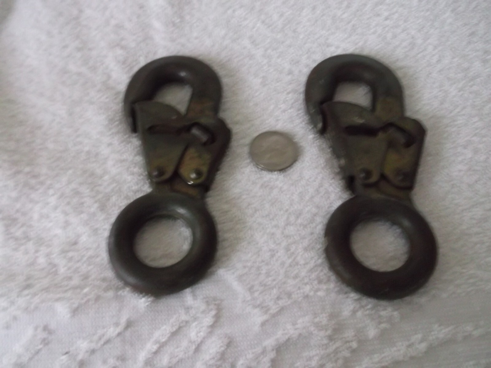 2 VINTAGE KLEIN CABLE SAFETY SNAPS