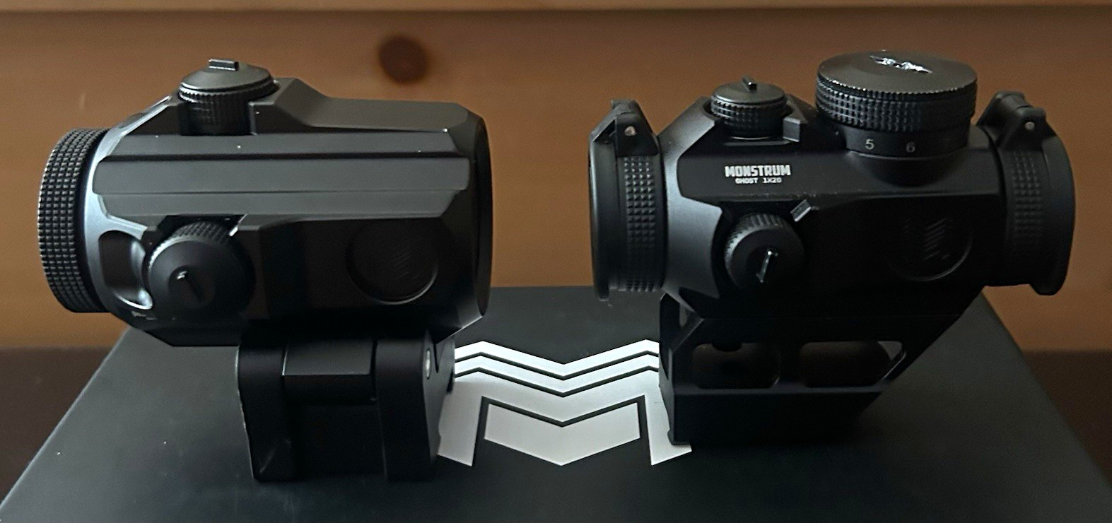 Monstrum Ghost 1x20 Red Dot Sight w/ 3x Magnifier, Picatinny Rail, Black