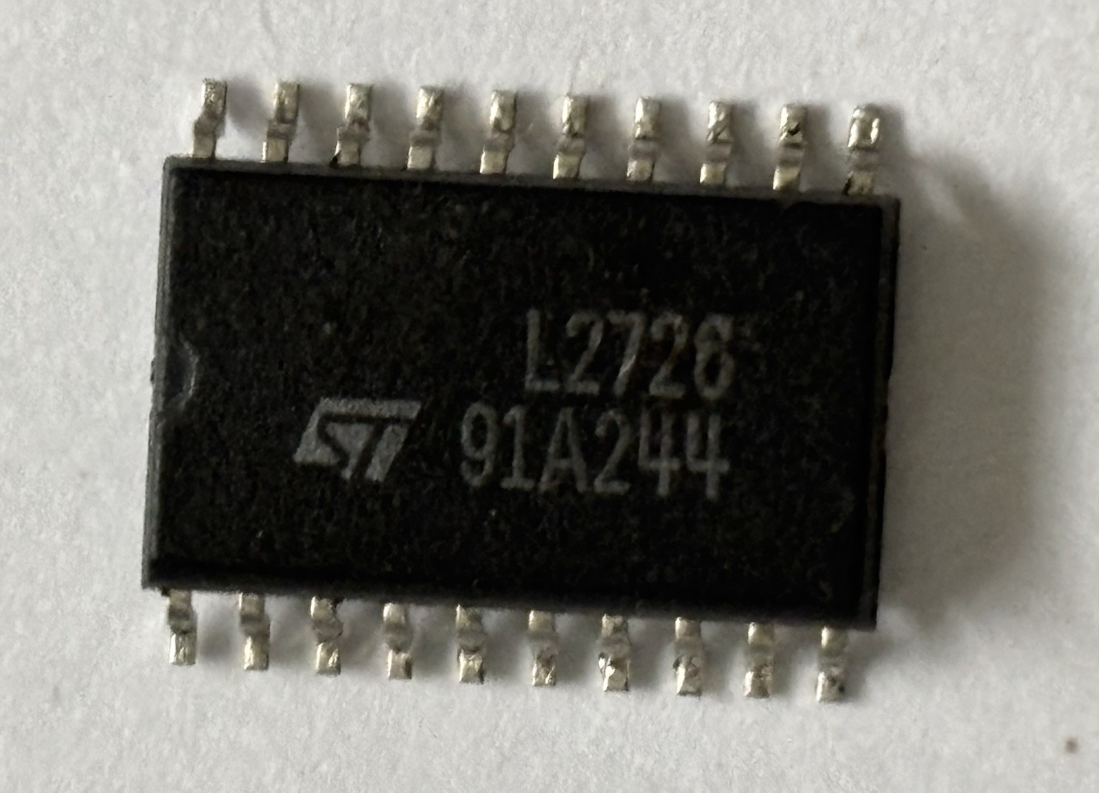 Low Drop Dual Operational Amplifier L2726