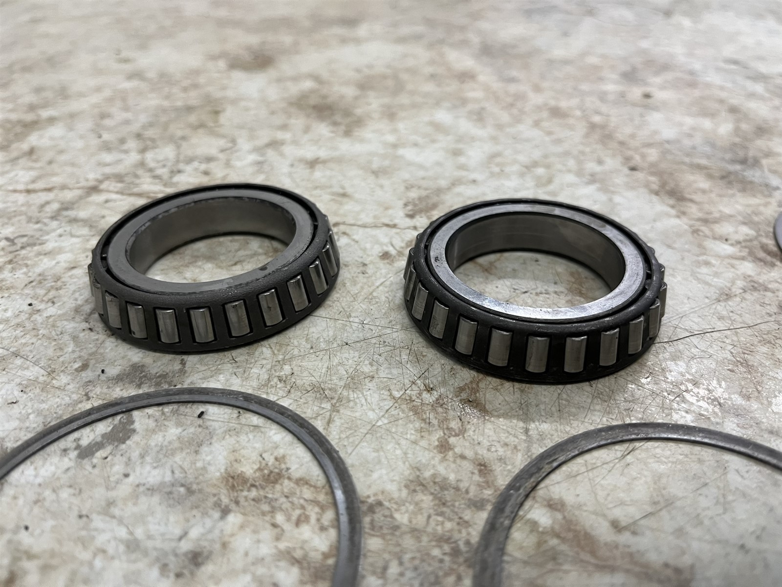 Cleveland 40-86A rim hub dust seals 153-00400 153-00300 154-01300 155-00100