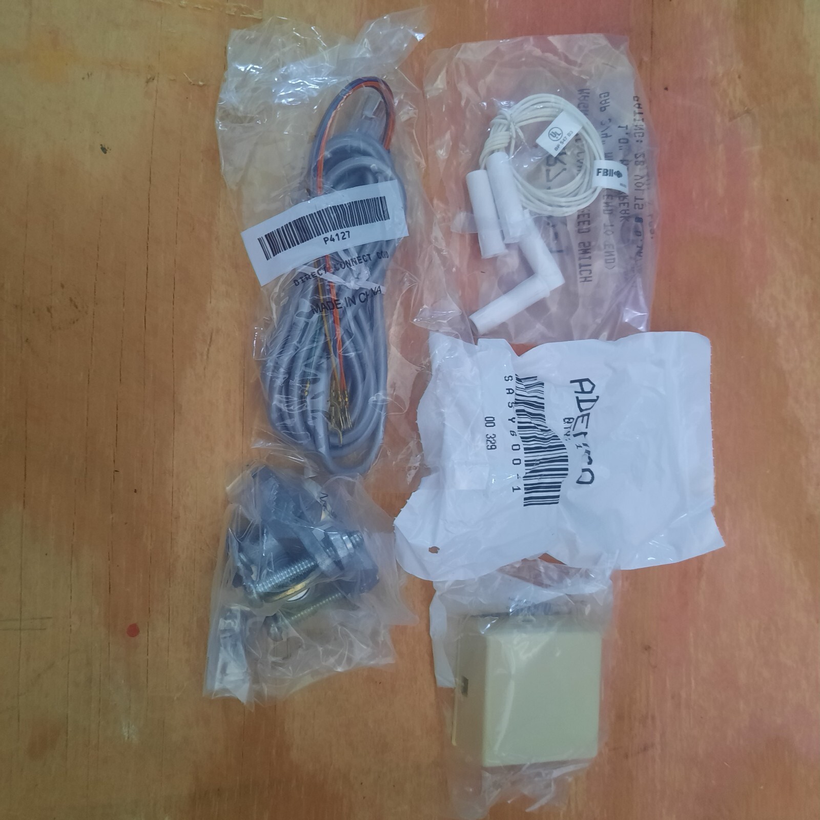 New Honeywell/Ademco VISTA-20SE Control Panel, PCB in Aluminum Enclosure