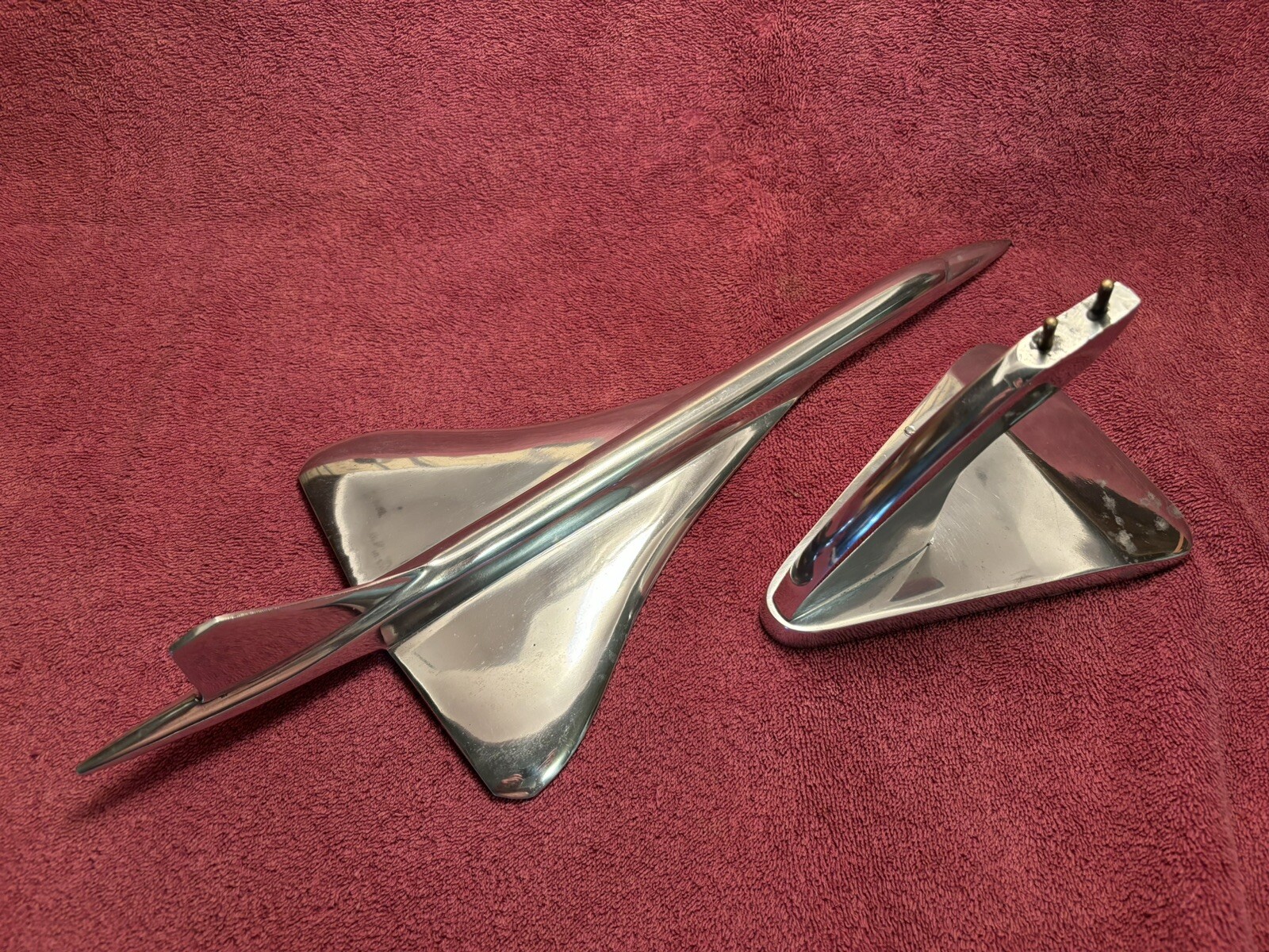 DESKTOP SUPER SONIC TRANSPORT MODEL W/ STAND, POLISHED ALUMINUM 18” LONG