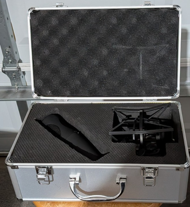 Applied Research and Technology (ART) M-Three Multi-Pattern Condenser Microphone