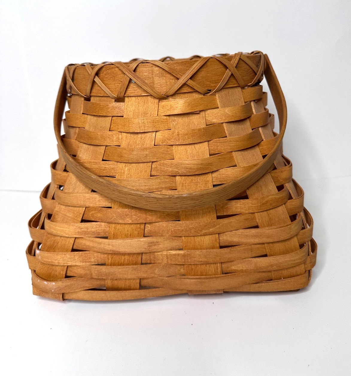 Workshops Egg Collector Amish Basket 9x9"