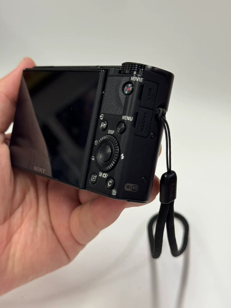 95%NEW-Sony Cyber-shot DSC-RX100 III M3 Digital Camera with Wifi NFC View Finder