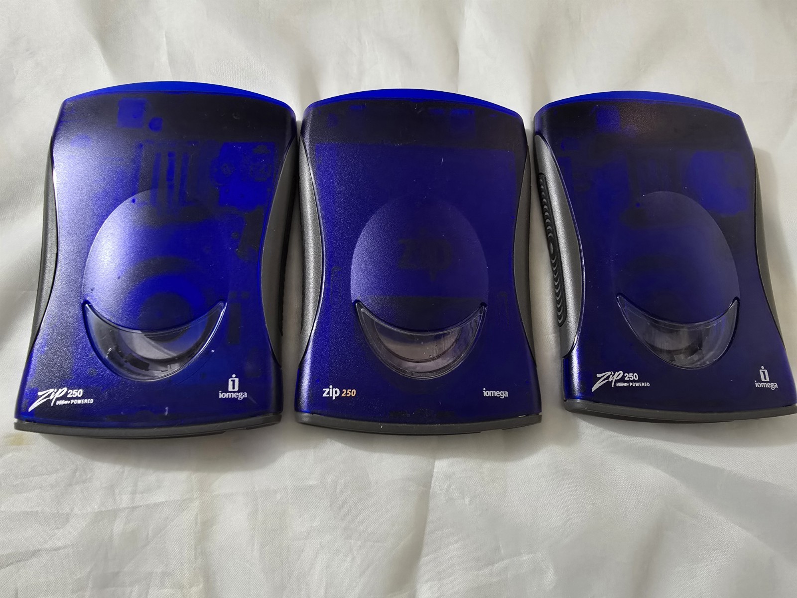 3 Vintage Iomega Zip Drives 250 USB Powered (2) tested?? As Is No Cables