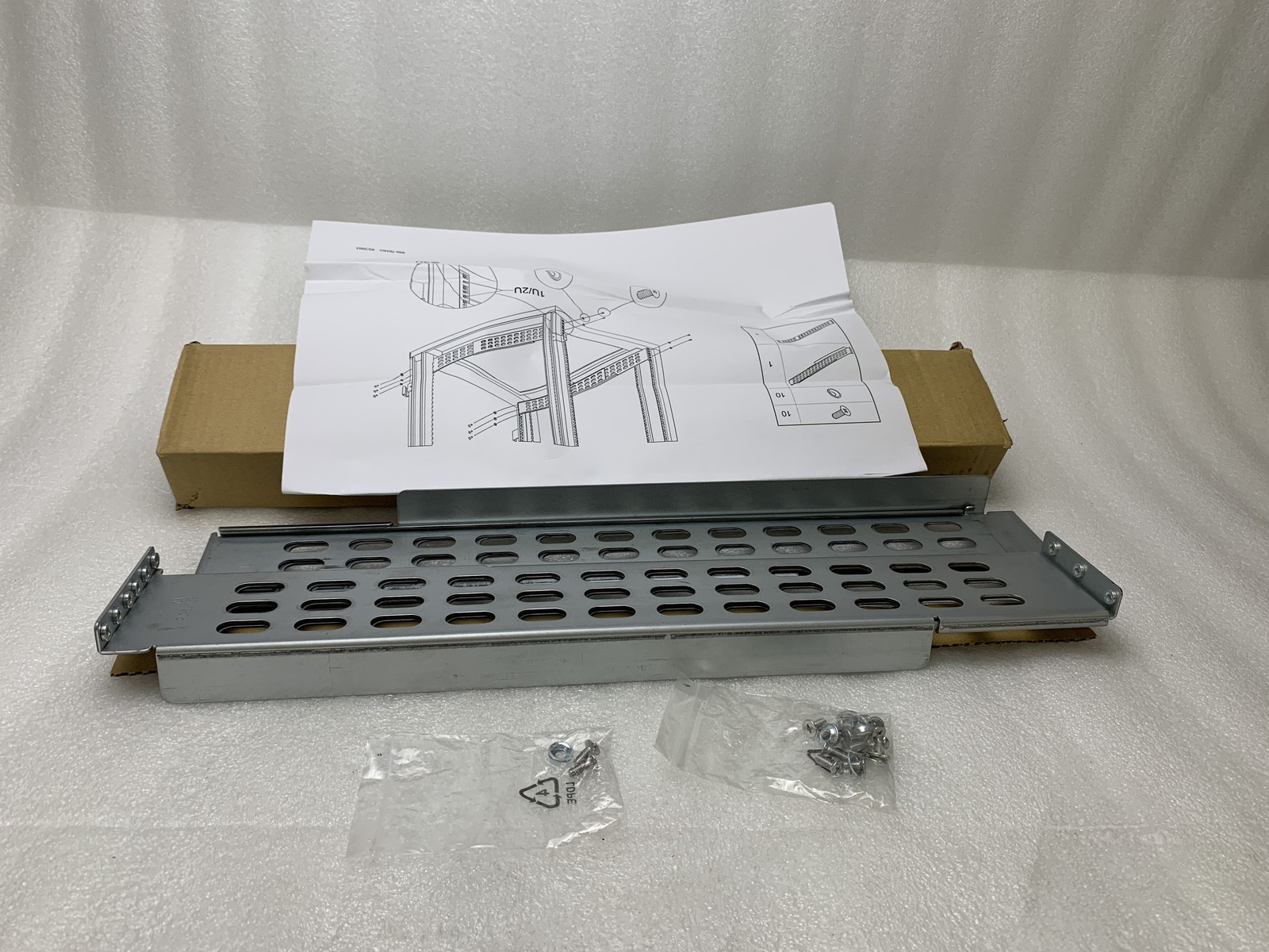 APC 4-Post Sliding/Static Rack Rail Assembly Kit part number 0M-756H