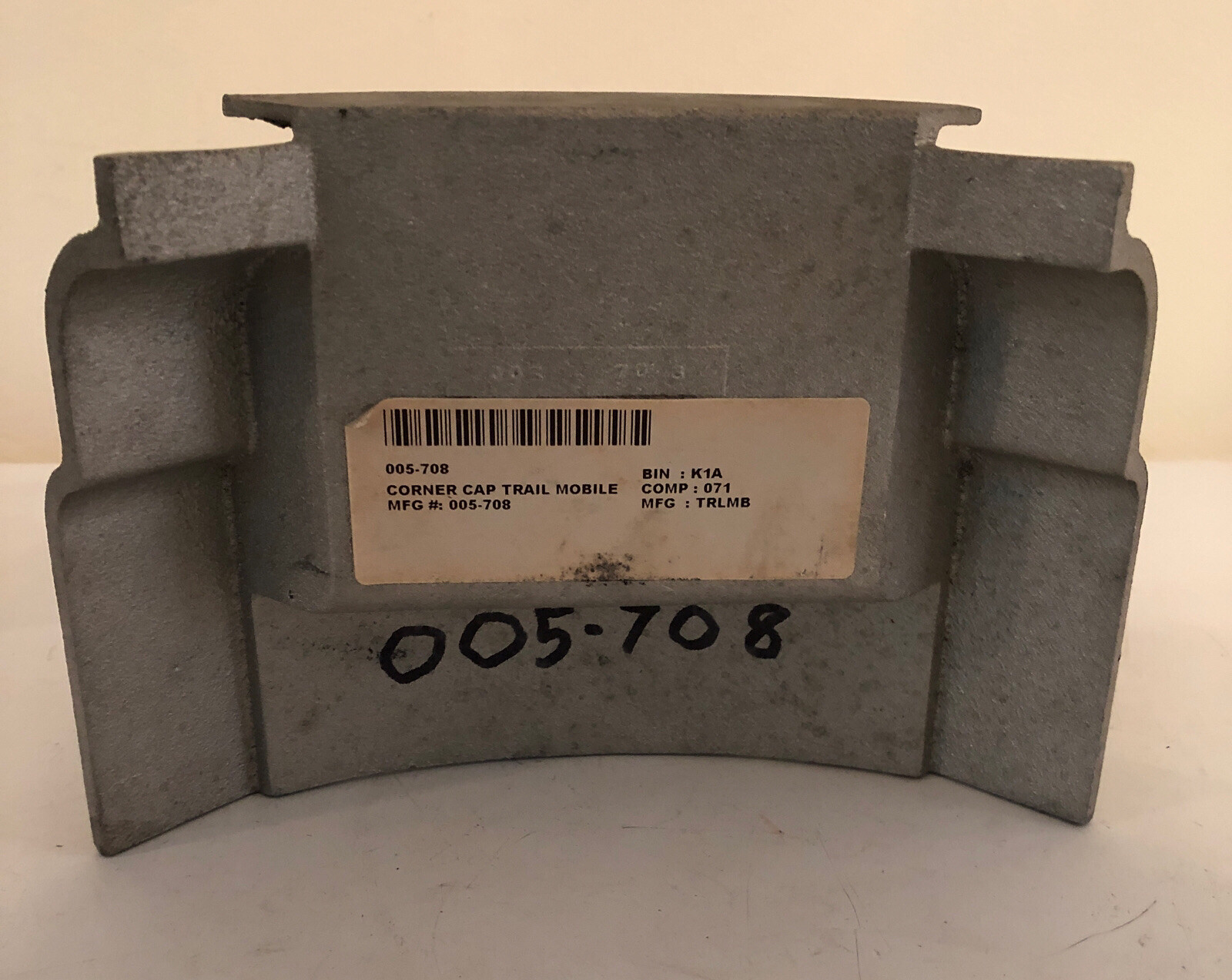 TRAILER CORNER CAP 005-708 NEW 005708