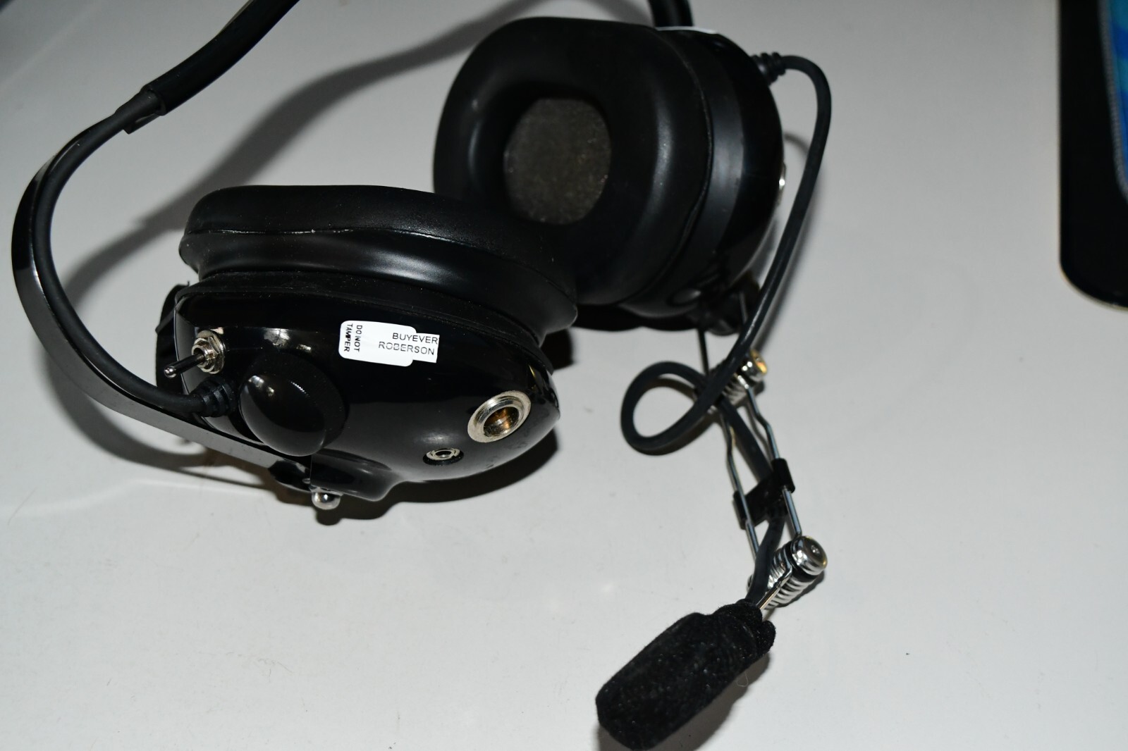 Avcomm  Headset - Dual Plug - Aviation Communications Inc. UNKNOWN MODEL W3A3