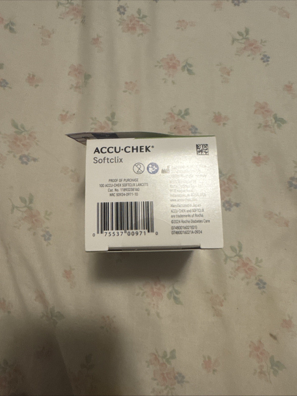 Accu-Chek Softclix Lancets 100 Count New Sealed Box