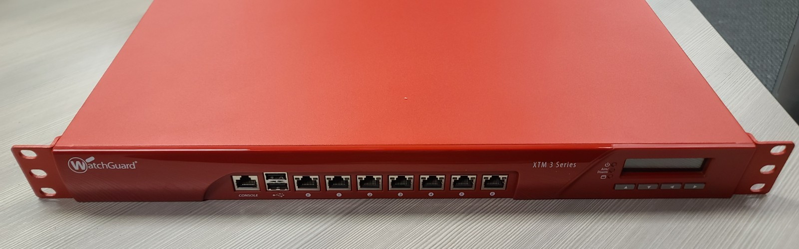 WatchGuard XTM 3 Series XTM 330 Network Firewall Security Appliance NC5AE7