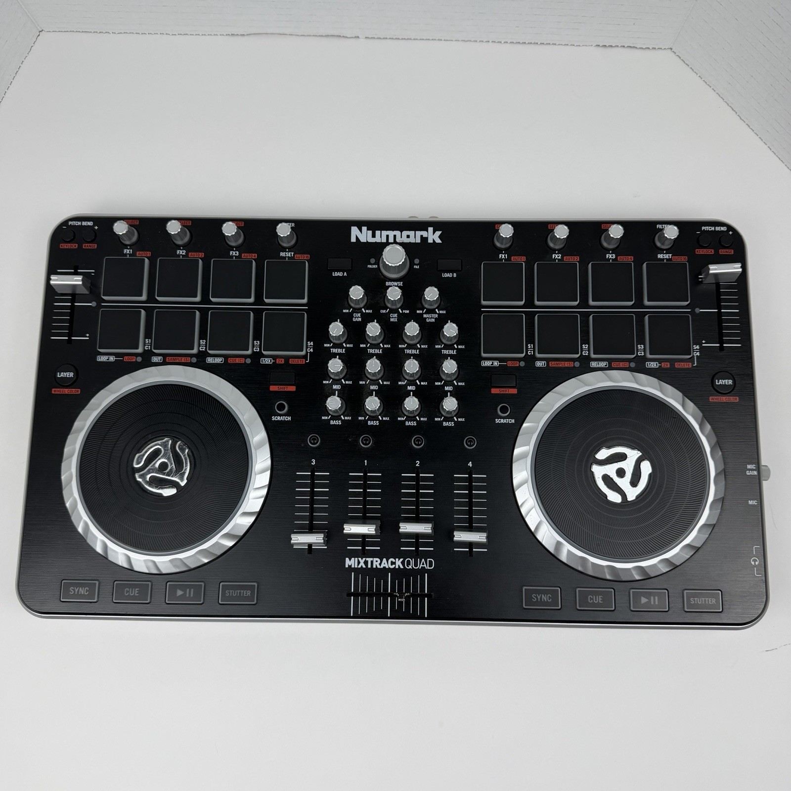 Numark Mixtrack Quad 4-Channel DJ Controller with Audio I/O 16 Untested READ