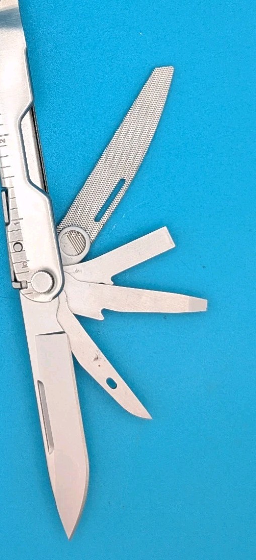 Leatherman Rebar Multi-Tool! Stainless! With Sheath!