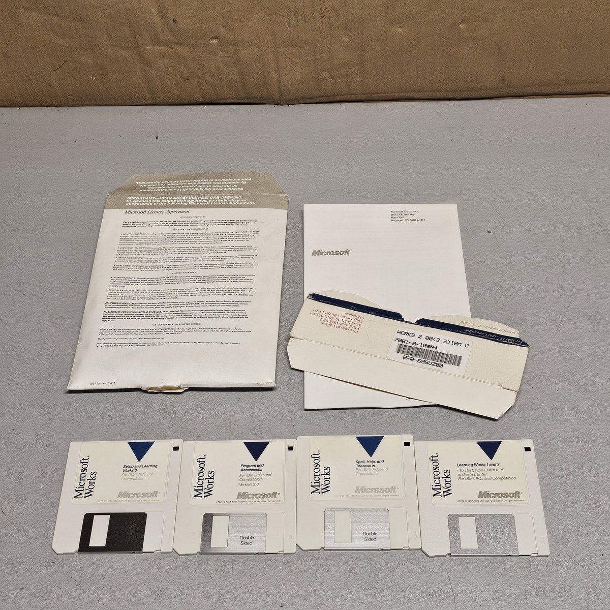 Microsoft Works 2.0 3.5” Floppy Disk Set Manuals DOS Vintage Software