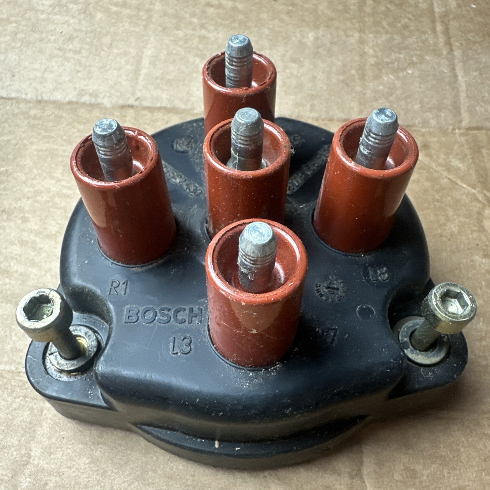 Bosch 1235522430 Distributor Cap Mercedes M119 W124 W140 R129 400E 500SL Genuine