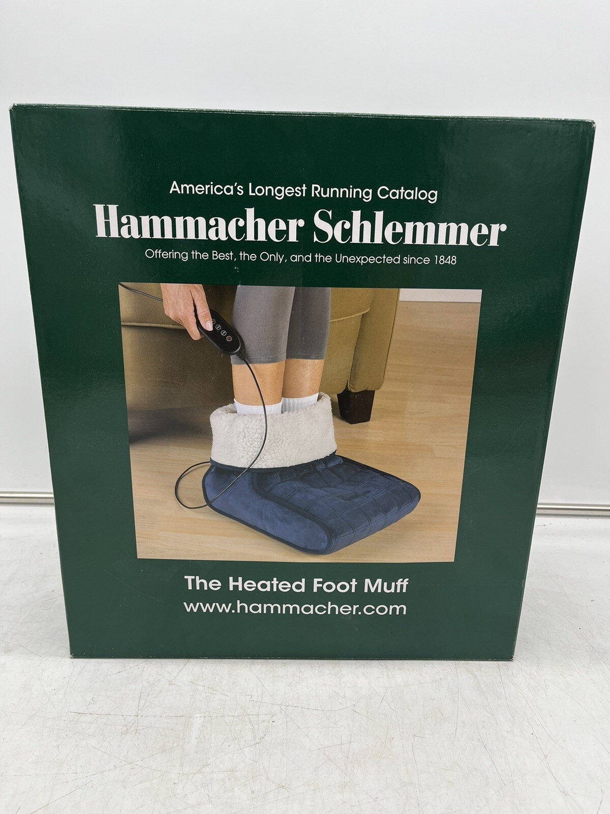 Hammacher Schlemmer The Heated Foot Muff 89358 Feet Swaddler 3 Levels of Warmth