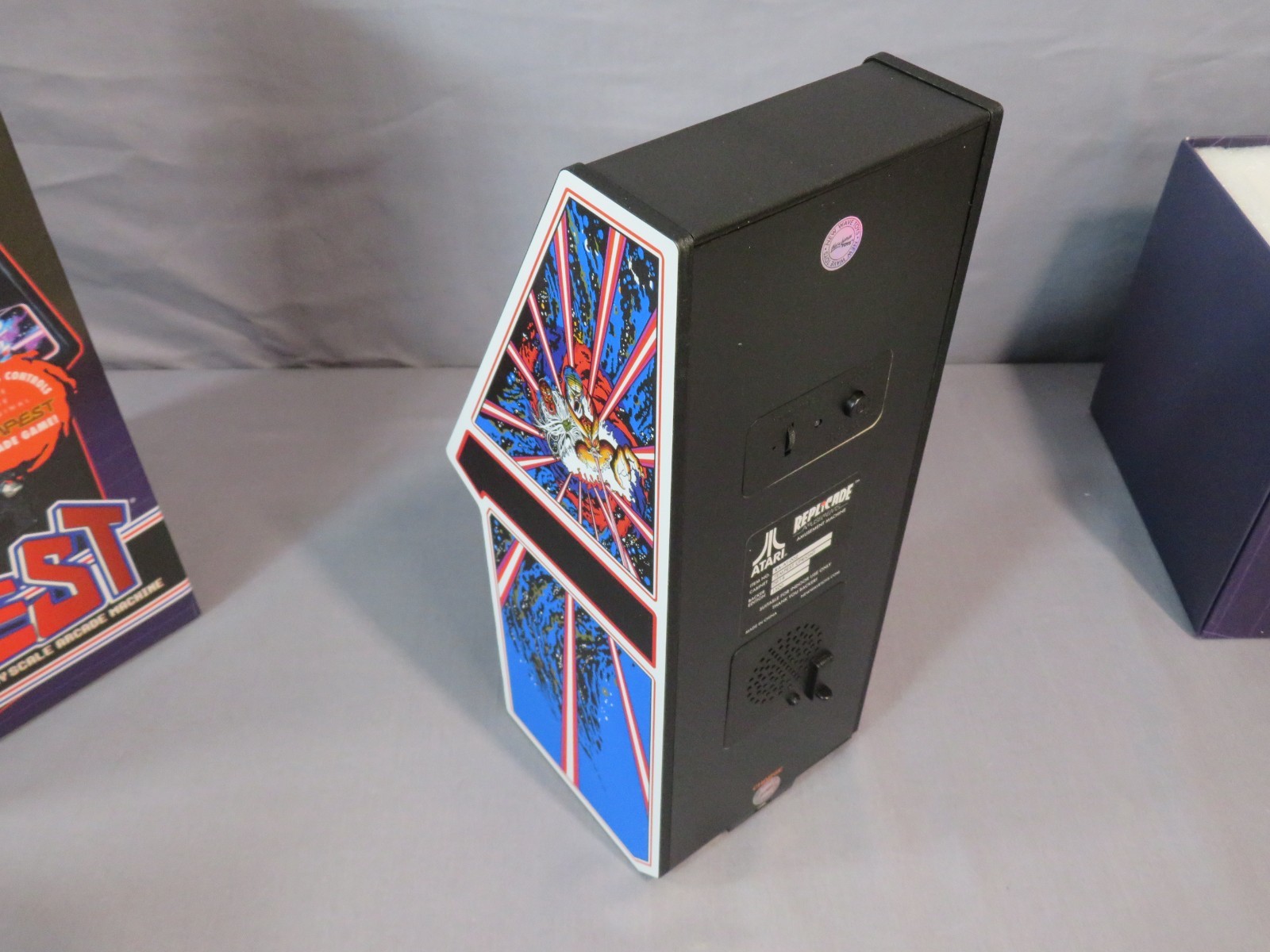 Replicade TEMPEST New Wave Toys 1/6 Scale Arcade Machine *UNUSED* Atari