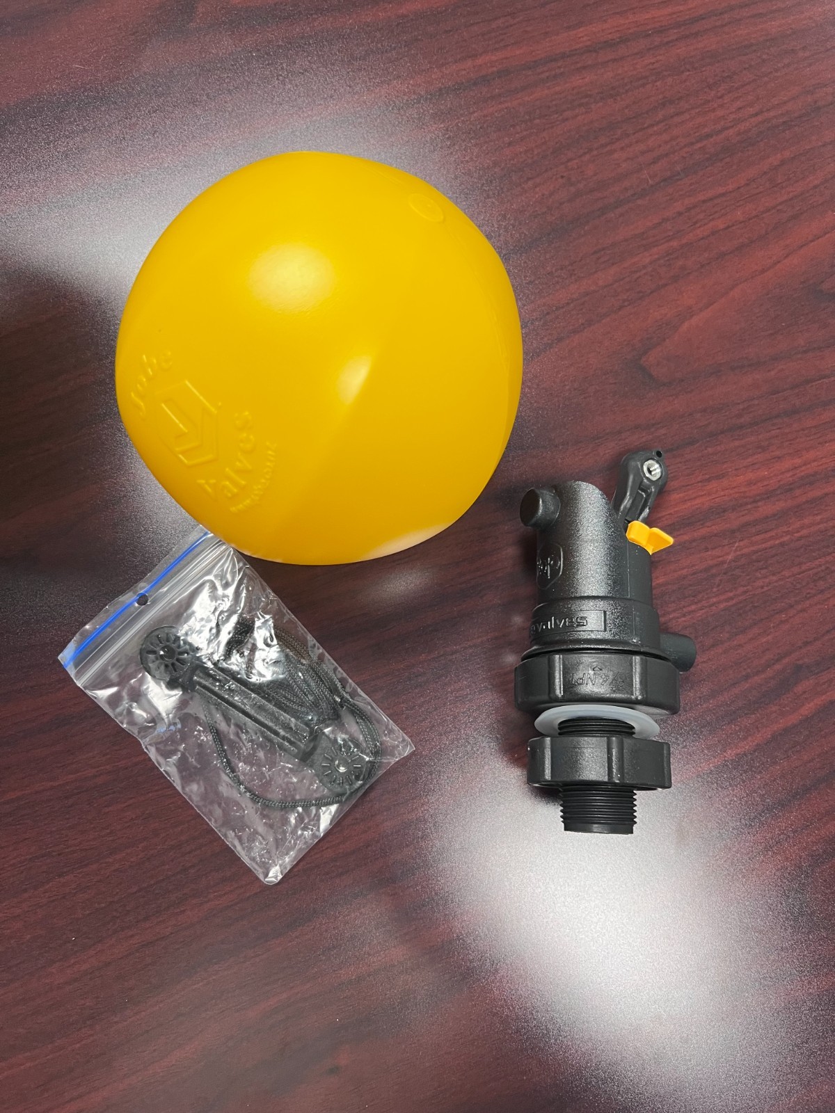 Jobe Rojo Float Valve, 3/4", Black/Yellow