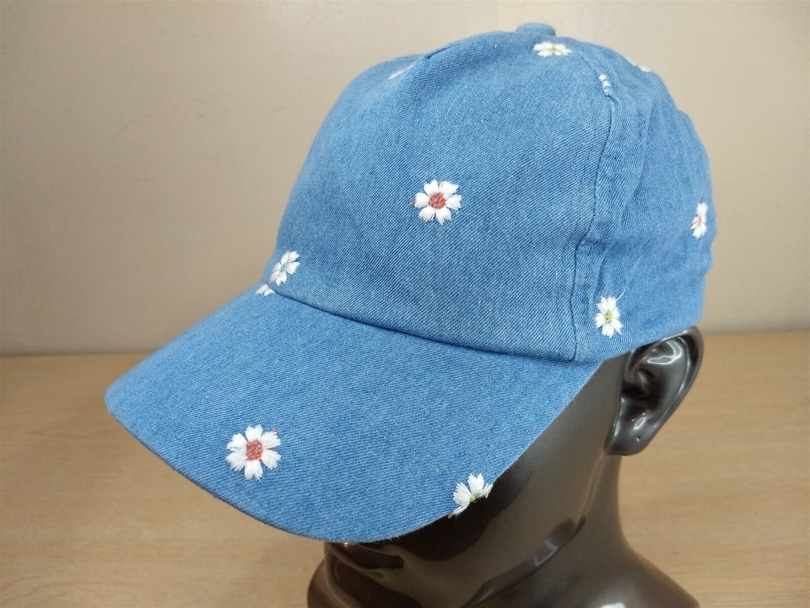 TARGET DAISY STRAPBACK YOUTH HAT/CAP, BLUE, OUTDOOR/GARDEN/FLOWER