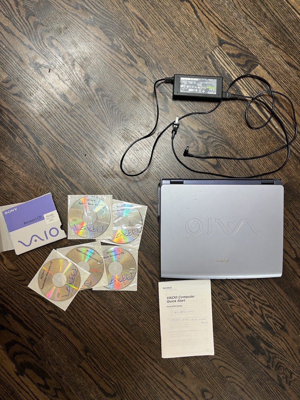 Sony VAIO PCG-NVR23 Vintage 2002 XP Laptop Tested + Recovery CDs And Manual READ