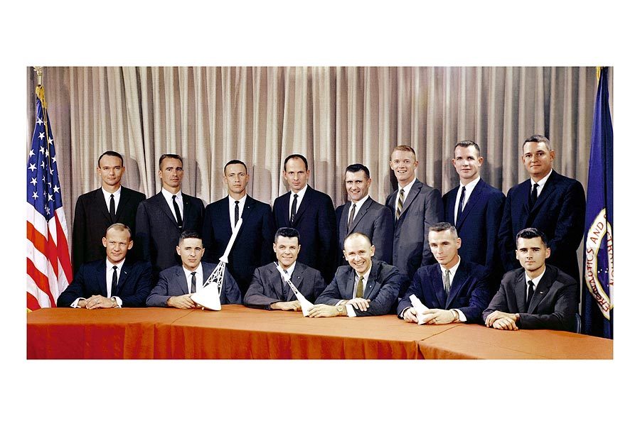 3RD GROUP OF ASTRONAUTS / ASTRONAUT GROUP 3 12x18 GLOSSY PHOTO PRINT