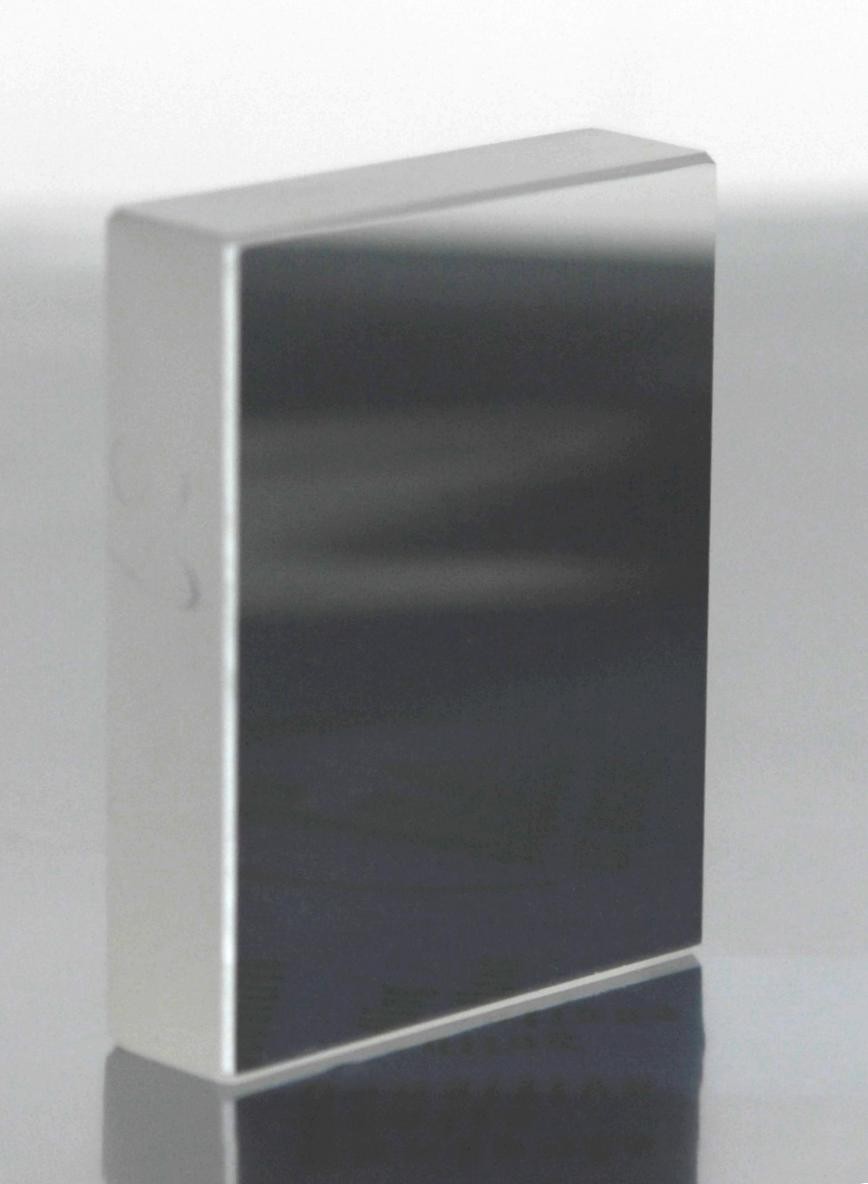 RECTANGULAR FIRST SURFACE MIRROR 32 x 41 x 9 mm, # 12786