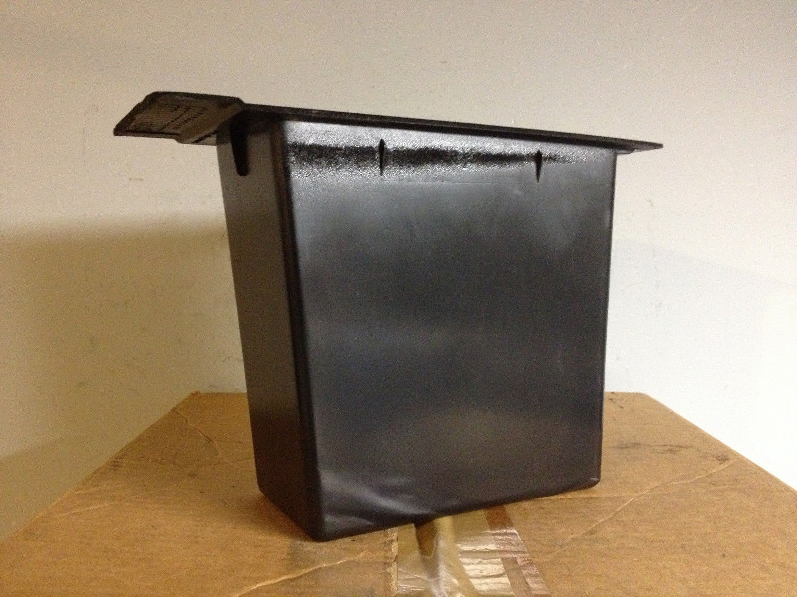 1995 GMC SONOMA CENTER CONSOLE INSERT 2DR FREE SHIPPING! CT