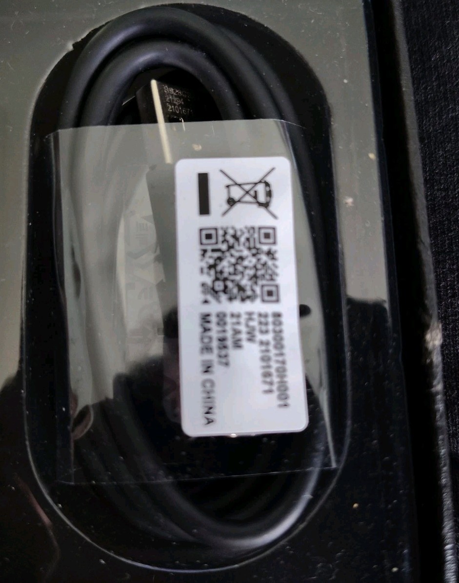 NanoVNA Very Tiny Handheld Vector Network Analyzer