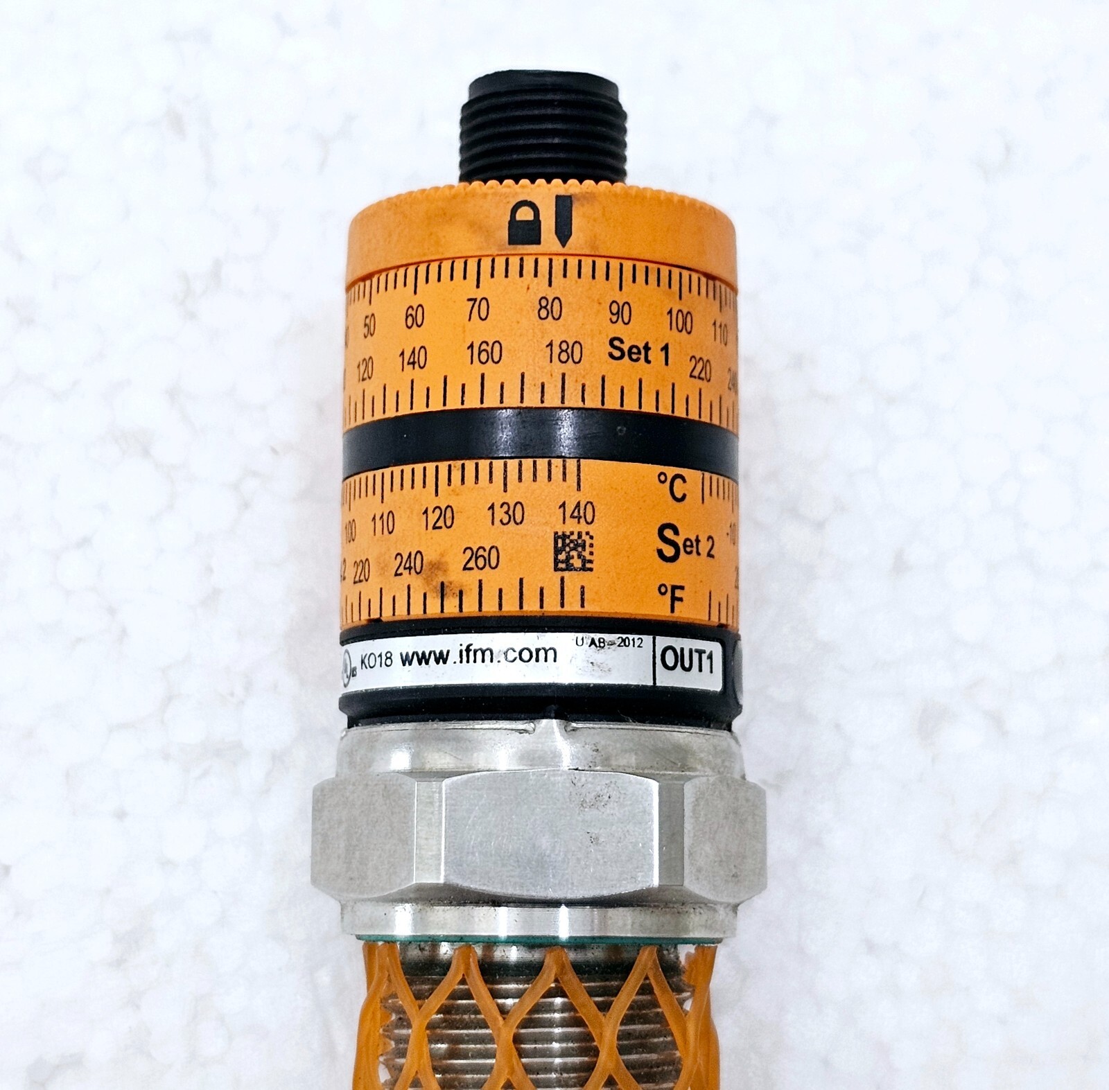 IFM TK7460 TEMPERATURE SWITCH WITH INTUTIVE SWITCH POINT SETTING (NEW OPEN BOX)