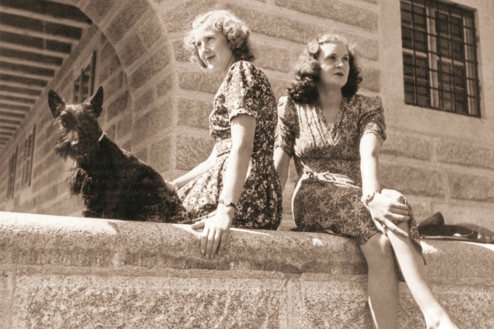 Png German Photographer - Eva Braun with her sister WW2 Photo Glossy 4*6 in I022